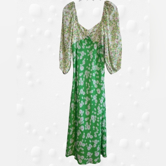 RIXO Dresses & Skirts - RIXO Green and White Floral Puff Sleeve Dress Size 4